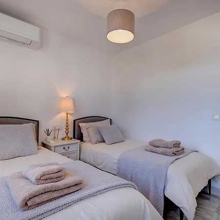 Holiday home Three Bedroom Townhouse 100 Meters From The Beach! Estepona