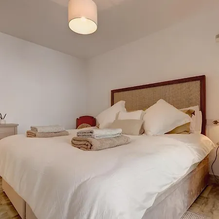 Three Bedroom Townhouse 100 Meters From The Beach! Holiday home Estepona